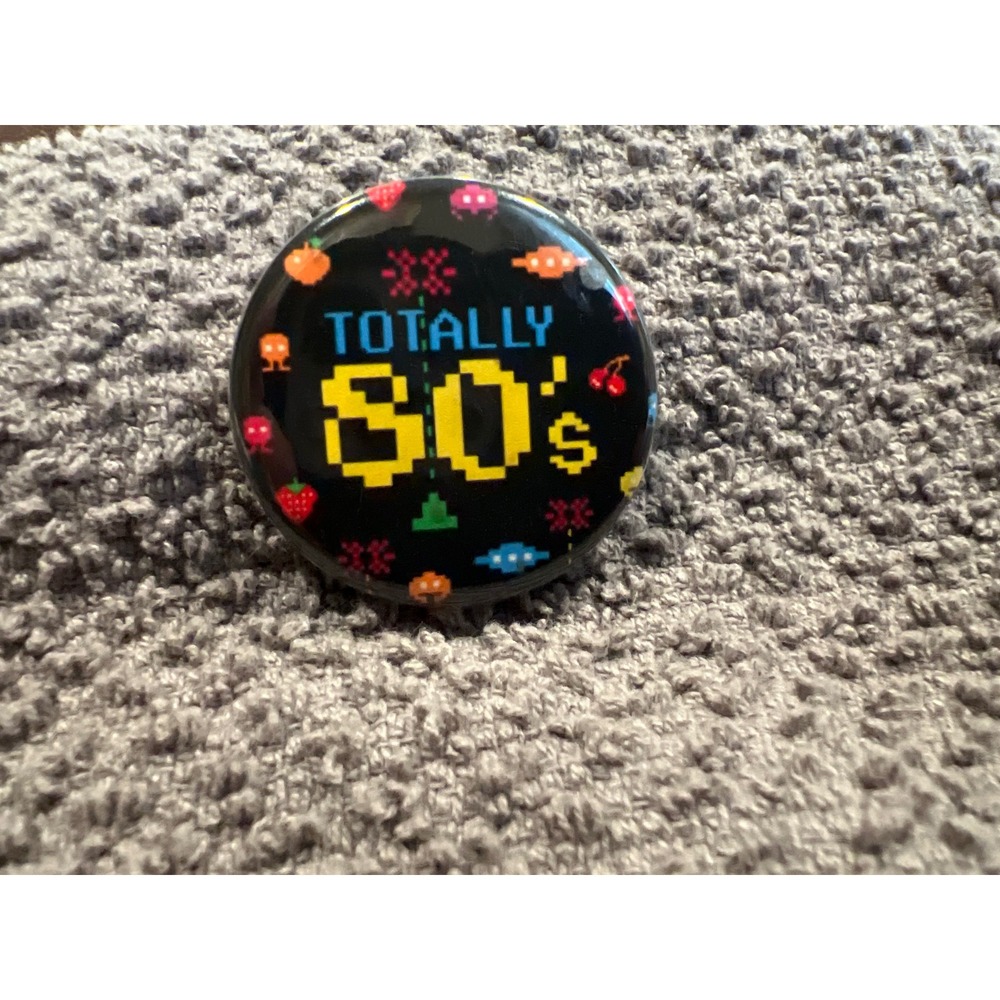 Totally 80s Retro Arcade Pixel Art Pin Back Button 1‎ Inch Black Yellow Blue